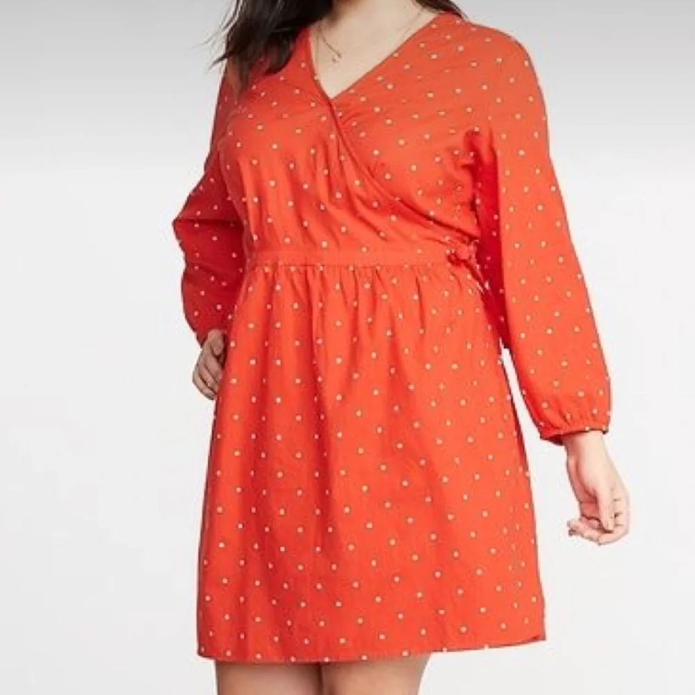 Old Navy Red Floral Wrap Dress Plus Size 3X - Picture 5 of 8